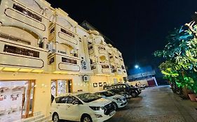 Trimhotel Buddha Varanasi